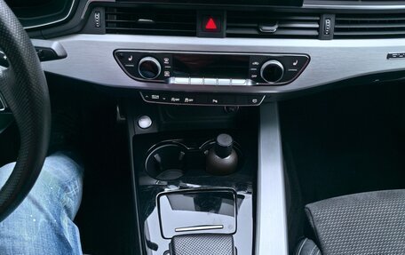 Audi A4, 2021 год, 4 500 000 рублей, 8 фотография