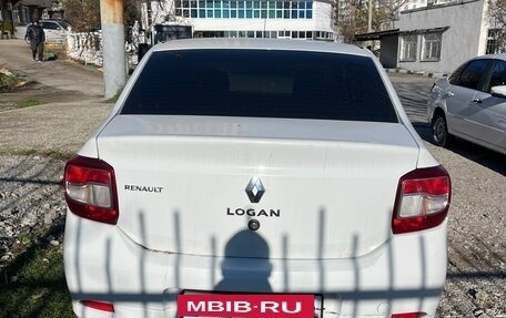 Renault Logan II, 2016 год, 670 000 рублей, 2 фотография