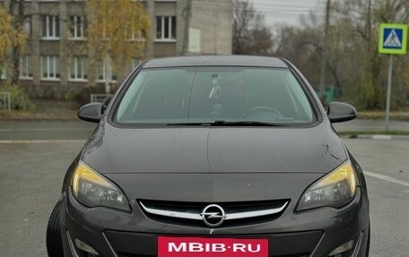 Opel Astra J, 2012 год, 760 000 рублей, 2 фотография