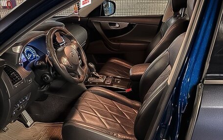 Infiniti QX70, 2017 год, 3 175 000 рублей, 5 фотография