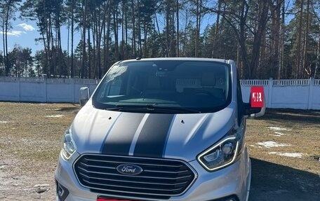 Ford Tourneo Custom I рестайлинг, 2018 год, 3 350 000 рублей, 21 фотография