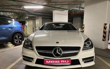 Mercedes-Benz SLK-Класс, 2015 год, 3 100 000 рублей, 1 фотография