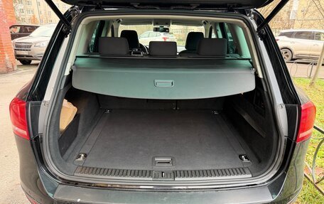 Volkswagen Touareg III, 2011 год, 2 049 000 рублей, 5 фотография