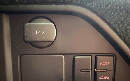 Volkswagen Touareg III, 2011 год, 2 049 000 рублей, 16 фотография