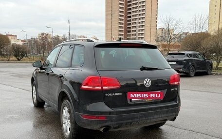 Volkswagen Touareg III, 2011 год, 2 049 000 рублей, 7 фотография