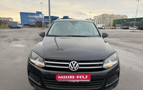 Volkswagen Touareg III, 2011 год, 2 049 000 рублей, 11 фотография