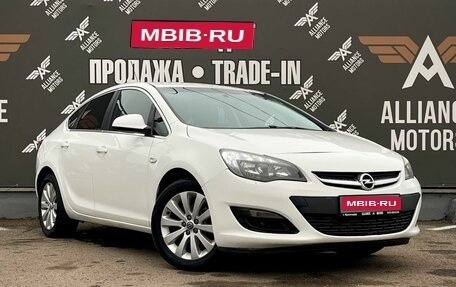 Opel Astra J, 2014 год, 745 000 рублей, 1 фотография
