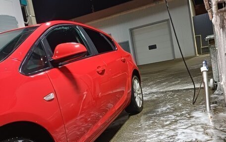 Opel Astra J, 2011 год, 800 000 рублей, 5 фотография