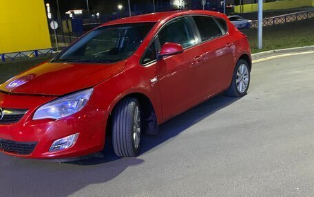 Opel Astra J, 2011 год, 800 000 рублей, 11 фотография
