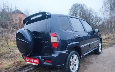 Chevrolet Niva I рестайлинг, 2005 год, 200 000 рублей, 3 фотография