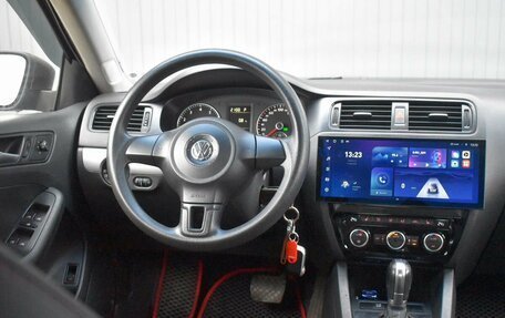 Volkswagen Jetta VI, 2013 год, 879 999 рублей, 8 фотография