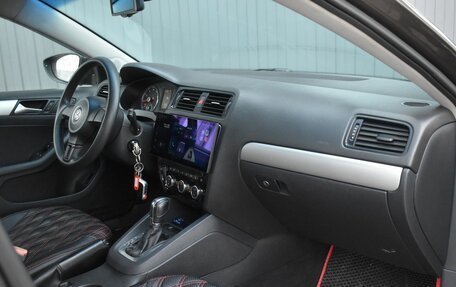 Volkswagen Jetta VI, 2013 год, 879 999 рублей, 17 фотография