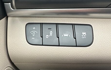 Hyundai Elantra VI рестайлинг, 2019 год, 1 500 000 рублей, 8 фотография