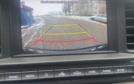 Hyundai Elantra VI рестайлинг, 2019 год, 1 500 000 рублей, 9 фотография