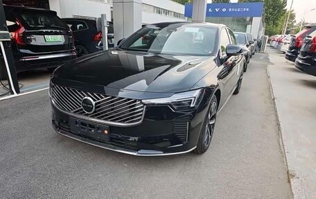 Volvo S90 II рестайлинг, 2025 год, 5 555 155 рублей, 1 фотография