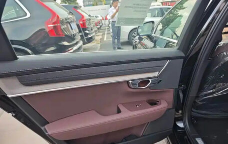 Volvo S90 II рестайлинг, 2025 год, 5 555 155 рублей, 14 фотография