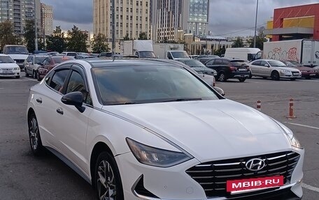 Hyundai Sonata VIII, 2022 год, 2 050 000 рублей, 2 фотография