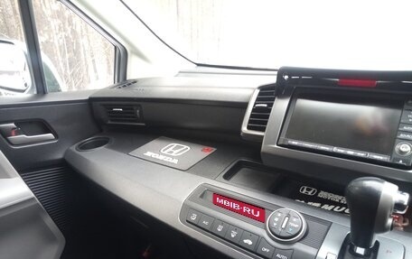 Honda Freed I, 2009 год, 890 000 рублей, 23 фотография