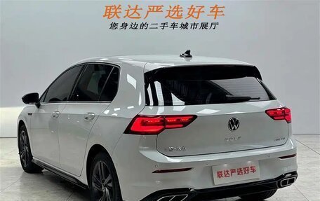 Volkswagen Golf VIII, 2021 год, 2 090 007 рублей, 4 фотография