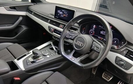 Audi A4, 2018 год, 1 690 005 рублей, 9 фотография