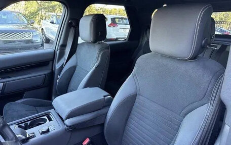 Land Rover Discovery IV, 2025 год, 8 050 000 рублей, 10 фотография