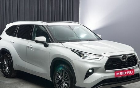 Toyota Highlander, 2025 год, 5 699 000 рублей, 3 фотография