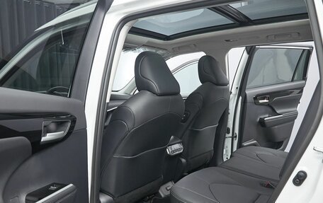 Toyota Highlander, 2025 год, 5 699 000 рублей, 13 фотография