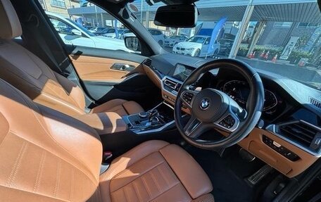 BMW 3 серия, 2022 год, 2 335 000 рублей, 9 фотография