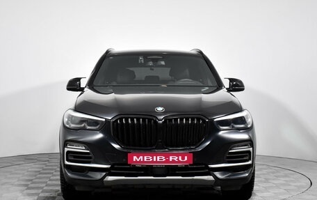 BMW X5, 2018 год, 4 800 000 рублей, 2 фотография