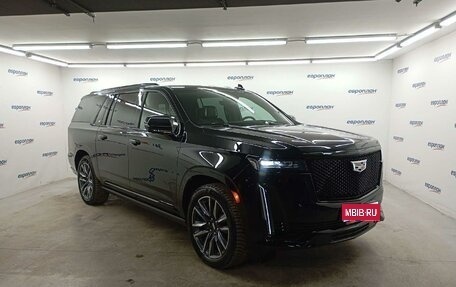 Cadillac Escalade V, 2023 год, 14 051 450 рублей, 1 фотография