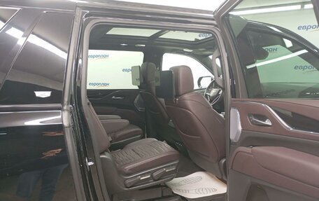 Cadillac Escalade V, 2023 год, 14 051 450 рублей, 15 фотография