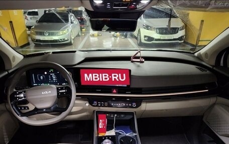 KIA Carnival, 2024 год, 5 010 000 рублей, 10 фотография