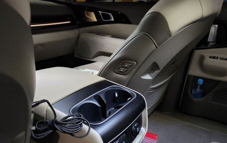 KIA Carnival, 2024 год, 5 010 000 рублей, 17 фотография