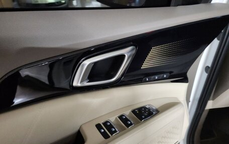 KIA Carnival, 2024 год, 5 010 000 рублей, 16 фотография