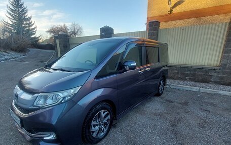 Honda Stepwgn IV, 2015 год, 1 699 999 рублей, 2 фотография