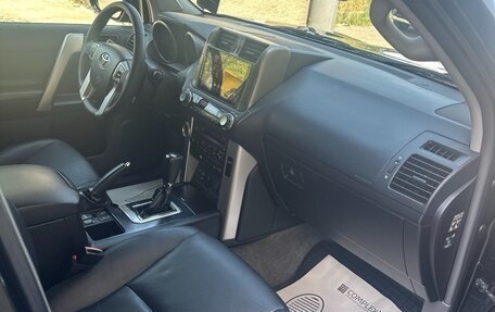 Toyota Land Cruiser Prado 150 рестайлинг 2, 2012 год, 3 400 000 рублей, 8 фотография