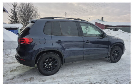 Volkswagen Tiguan I, 2016 год, 1 600 000 рублей, 5 фотография