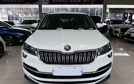 Skoda Karoq I, 2021 год, 1 650 005 рублей, 2 фотография