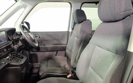 Honda Stepwgn, 2022 год, 2 350 005 рублей, 8 фотография