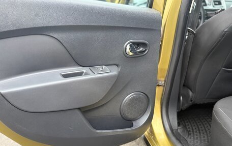 Renault Sandero II рестайлинг, 2015 год, 745 000 рублей, 15 фотография