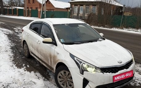 KIA Rio IV, 2021 год, 1 250 000 рублей, 1 фотография