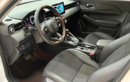 Honda Vezel, 2023 год, 2 200 000 рублей, 8 фотография