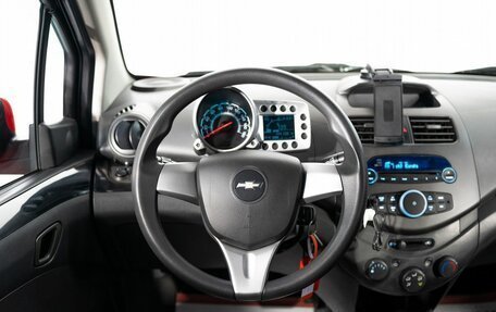 Chevrolet Spark III, 2011 год, 575 000 рублей, 8 фотография