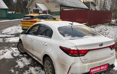 KIA Rio IV, 2021 год, 1 250 000 рублей, 3 фотография