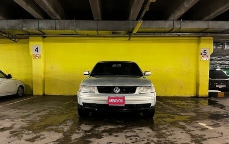 Volkswagen Passat B5+ рестайлинг, 2000 год, 300 000 рублей, 1 фотография