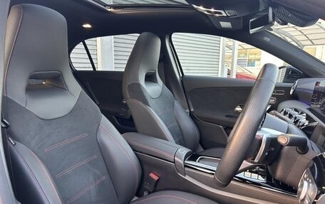 Mercedes-Benz A-Класс, 2022 год, 2 410 000 рублей, 12 фотография