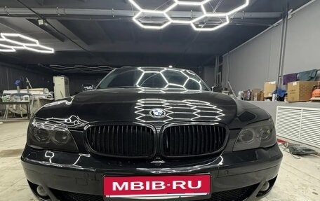 BMW 7 серия, 2004 год, 850 000 рублей, 8 фотография