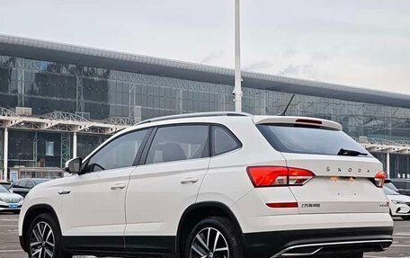 Skoda Kamiq I, 2022 год, 1 830 000 рублей, 6 фотография