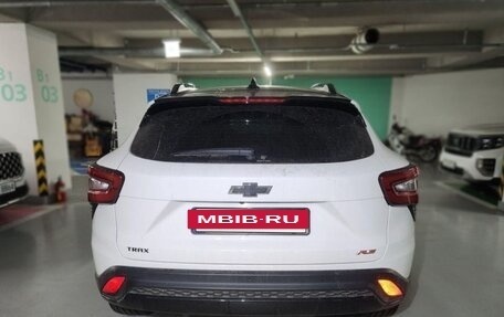 Chevrolet Trax, 2023 год, 1 960 000 рублей, 6 фотография