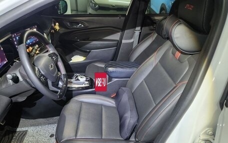 Chevrolet Trax, 2023 год, 1 960 000 рублей, 11 фотография